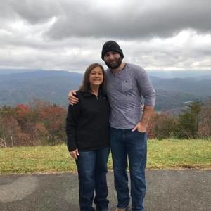 Meet your Posher, Sandy